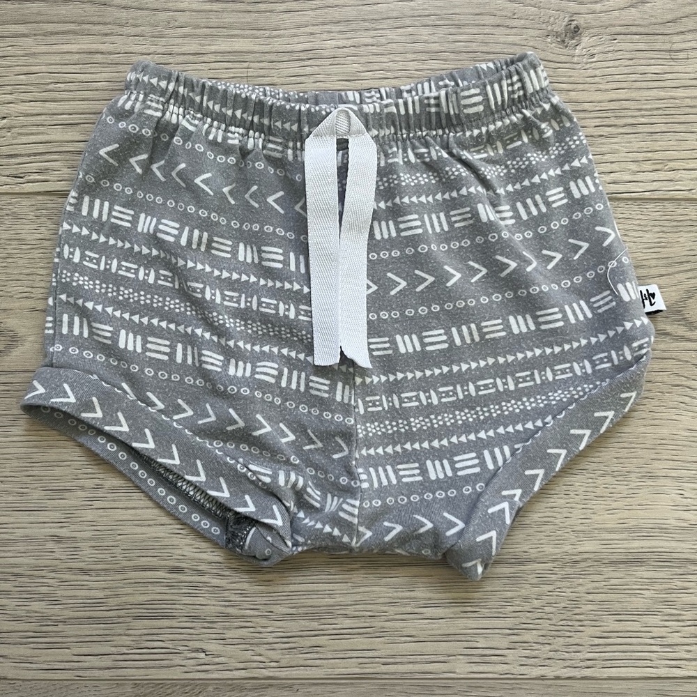 Jax & Lennon Shortie